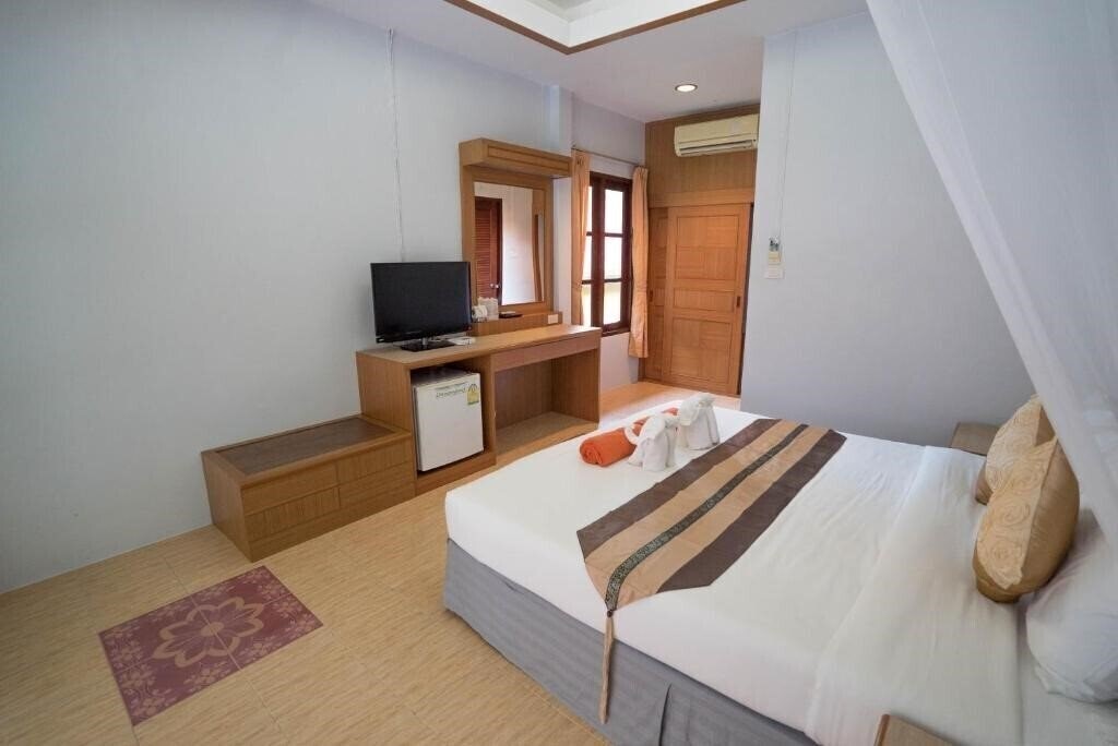 Фотография Tonsai Bay Resort 4*