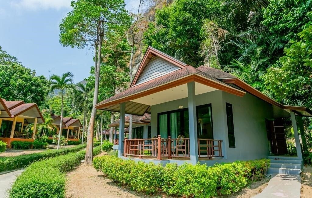 Изображение Tonsai Bay Resort 4*
