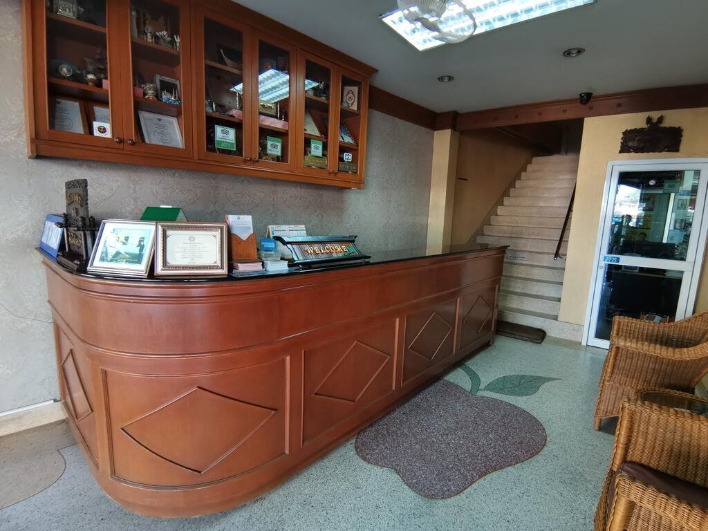 Отель Krabi Samran Residence 2*