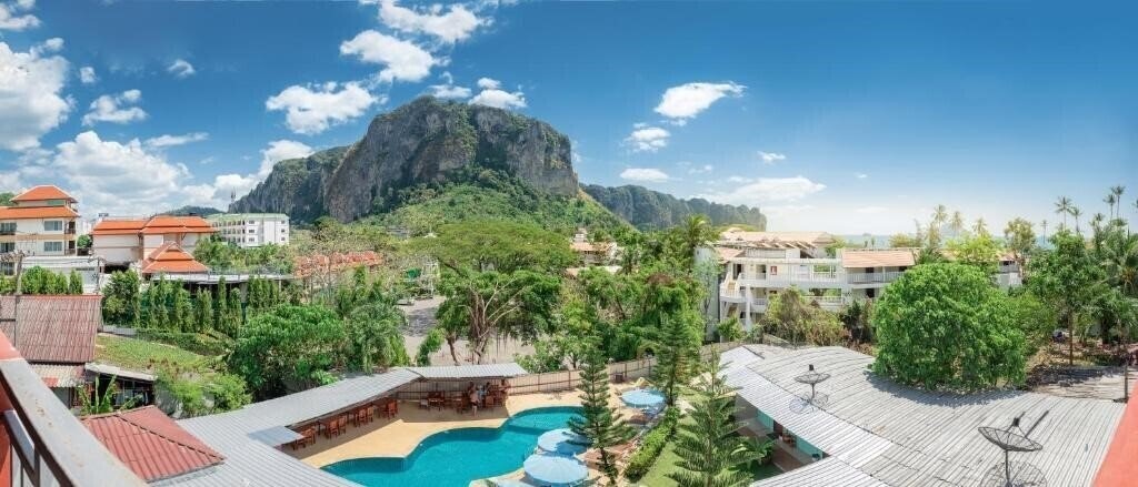 Отель The Palace Aonang Resort 3*