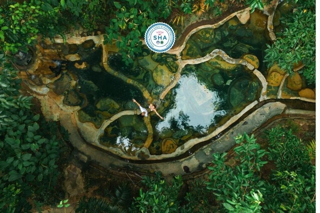 Отель Wareerak Hot Spring Retreat 4*