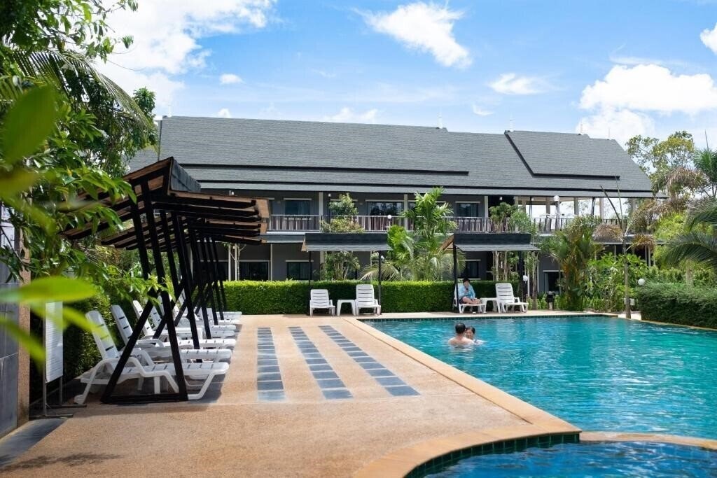 Отель Aonang Oscar Pool Villa 3*