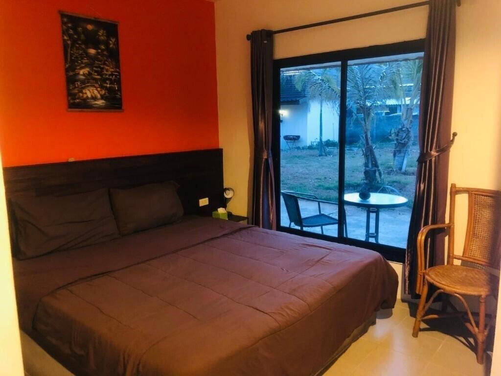 Фото 3 Bees Guesthouse 3*