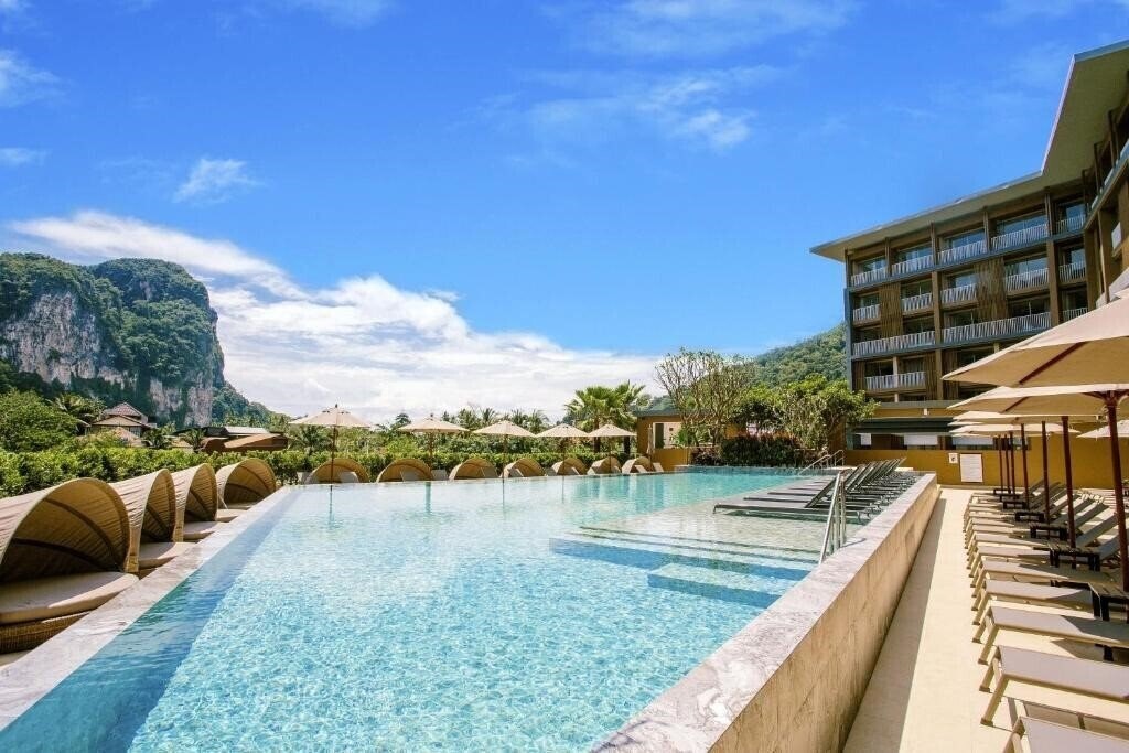 Отель Centra Phu Pano Resort Krabi 4*