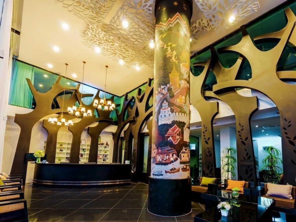 Отель Raha Grand Hotel (ex. Nara Grandeur Hotel Patong) 3*