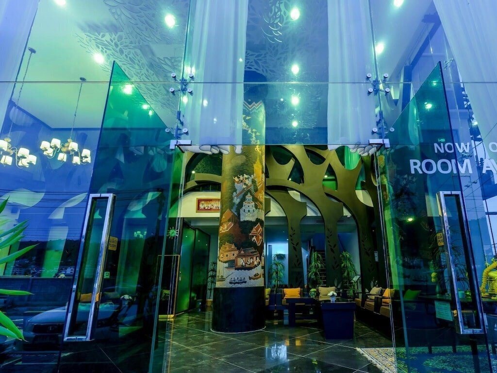 Картинка Raha Grand Hotel (ex. Nara Grandeur Hotel Patong) 3*