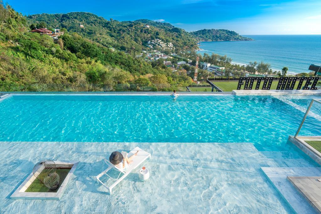 Отель Foto Hotel 4*