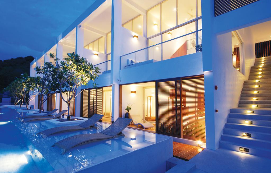 Отель The Quarter Phuket 4*