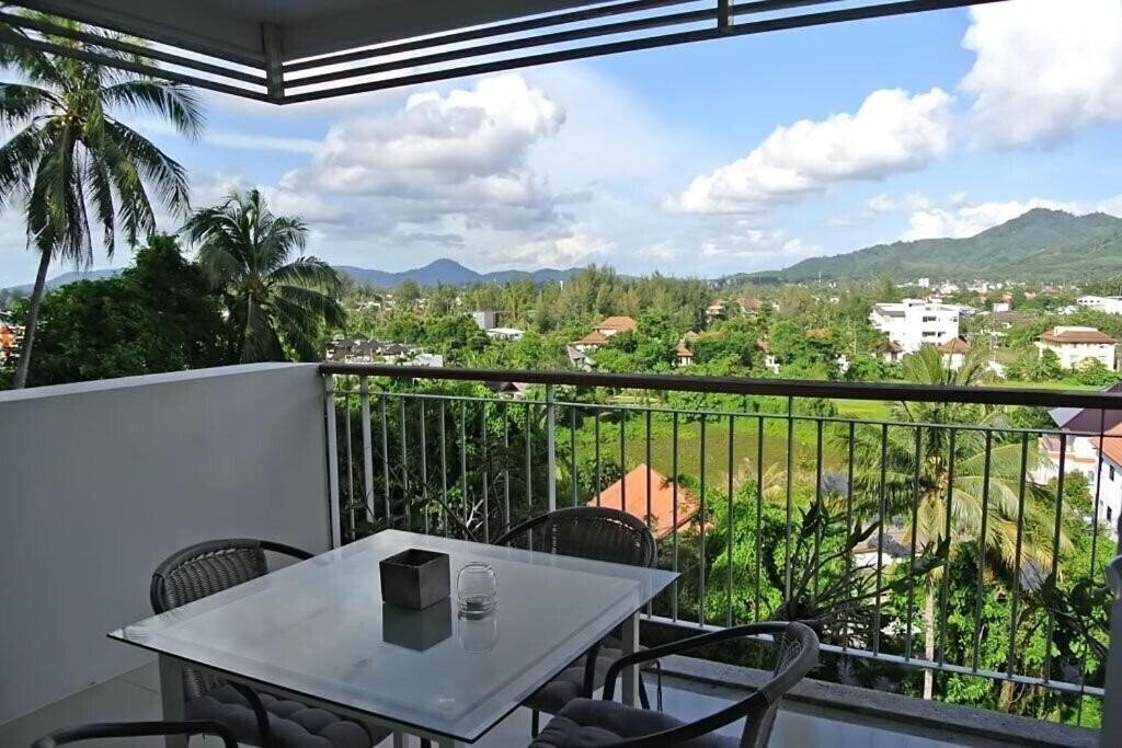 Фото The Park Surin 4*