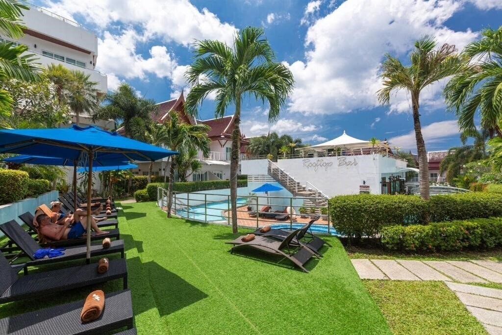 Изображение Phunawa Resort Phuket Karon Beach 4*