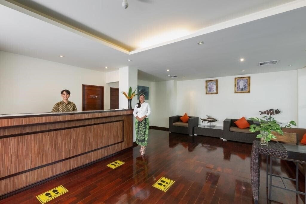 Картинка Phunawa Resort Phuket Karon Beach 4*