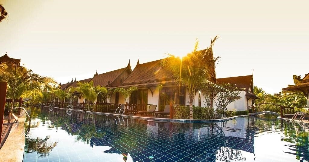 Картинка T-Villa Phuket 4*