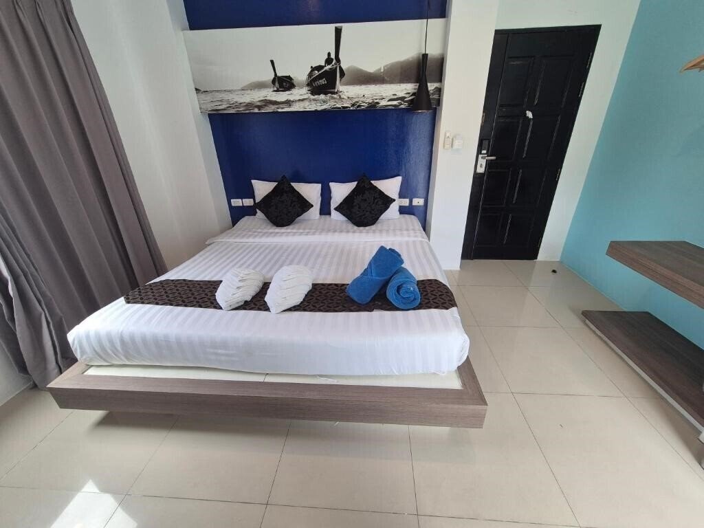 Изображение The Journey Patong Resort 3*