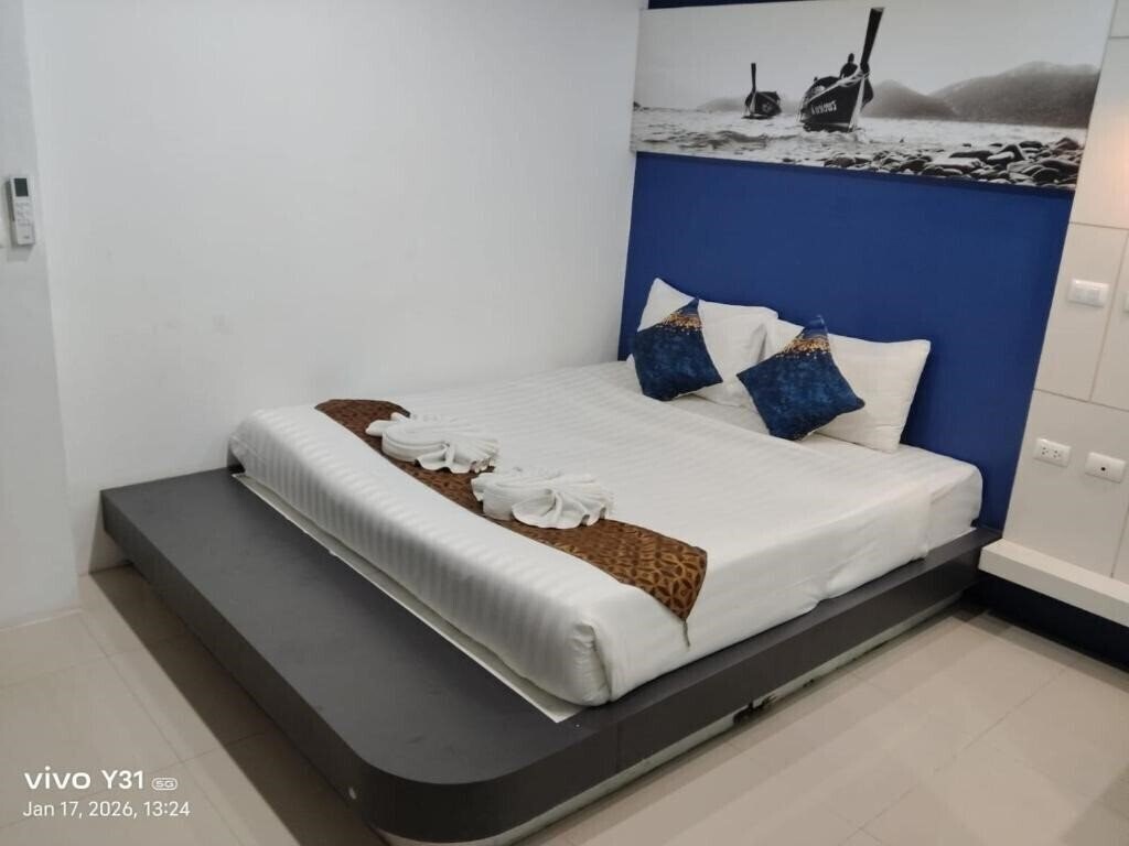 Картинка The Journey Patong Resort 3*