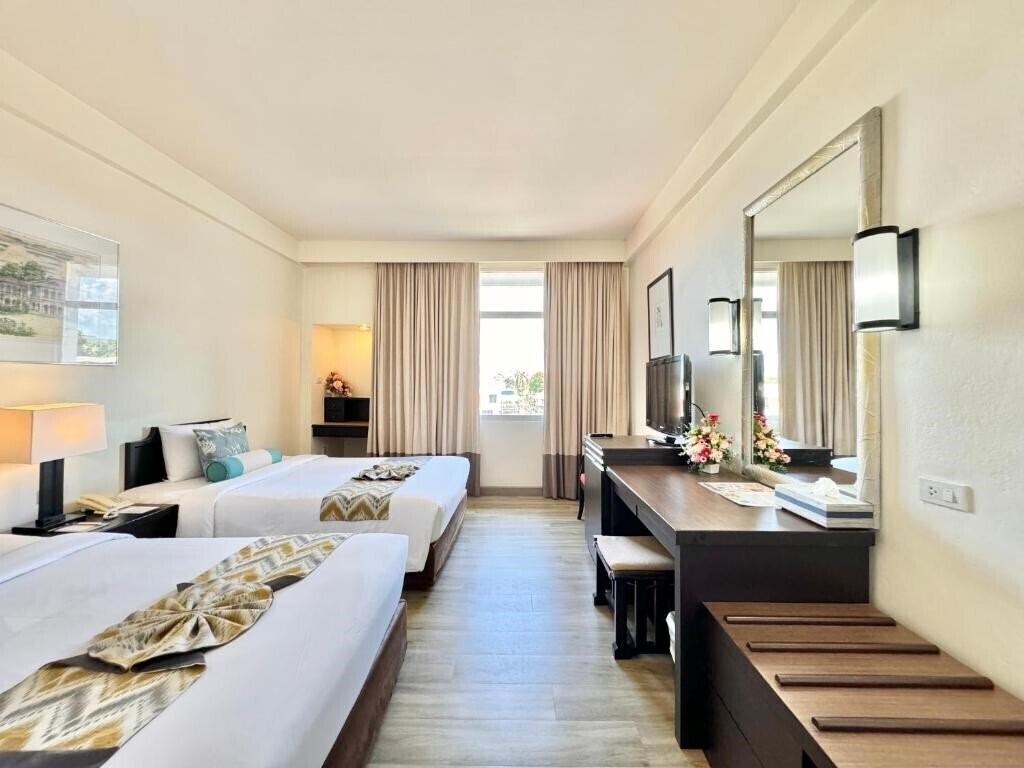 Картинка Phuket Merlin 4*