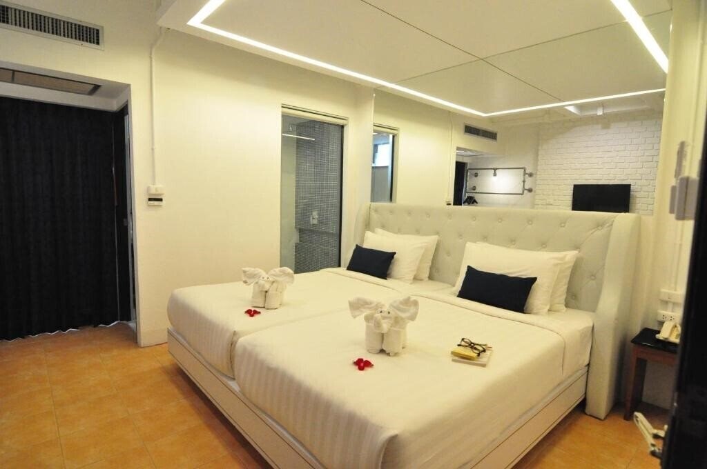 Картинка Forty Winks Phuket 4*