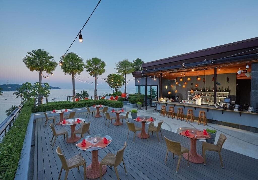 Картинка Bandara Phuket Beach Resort 4*
