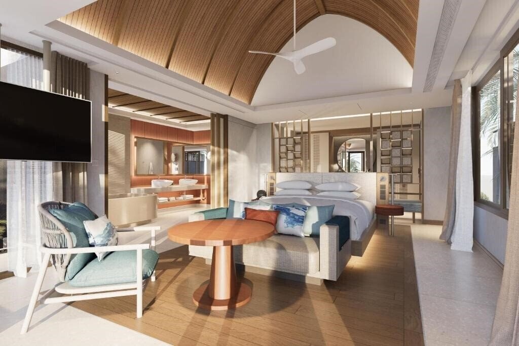 Фото Renaissance Phuket Resort & SPA 5*