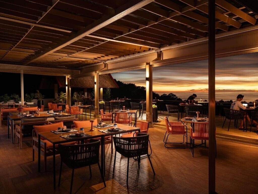 Картинка Avista Hideaway Phuket Patong MGallery 5*