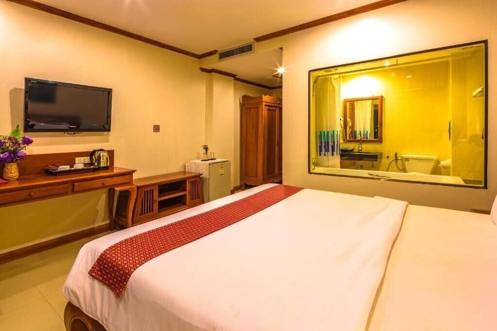 Картинка Patong Heaven 3*