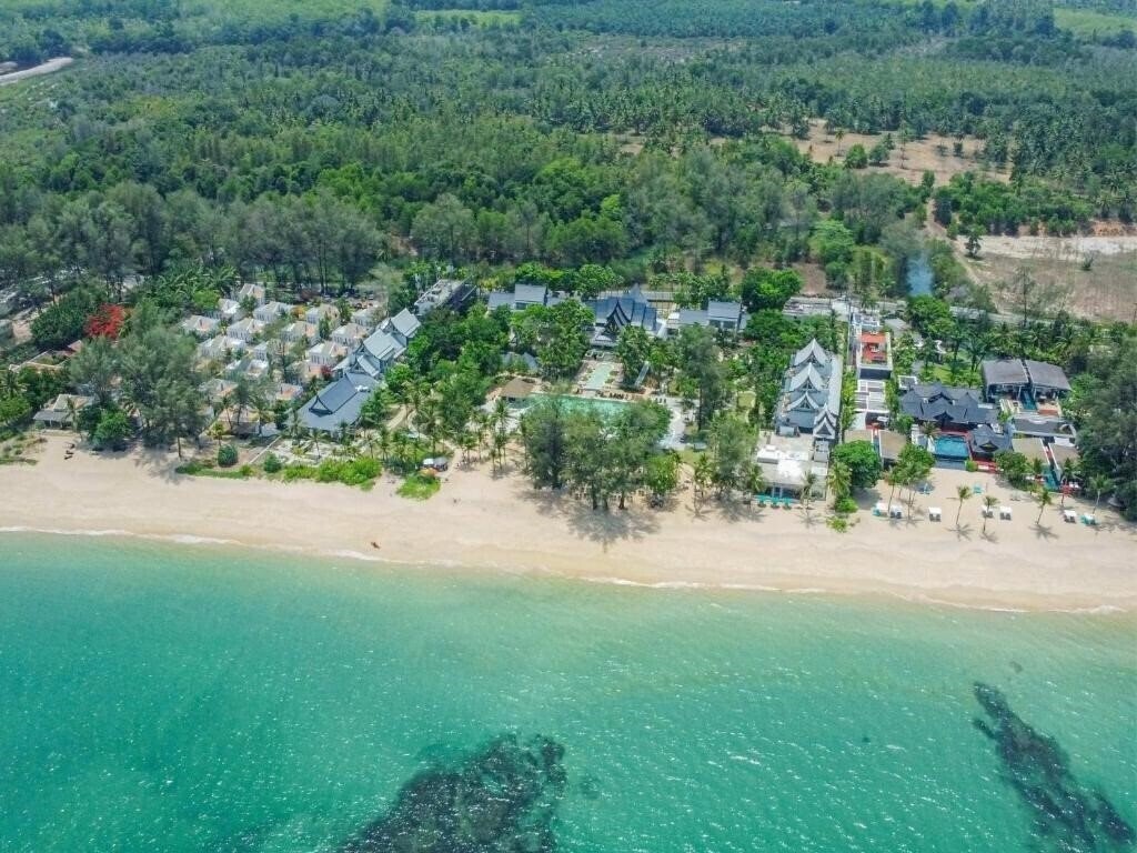 Отель Natai Beach Resort 5*