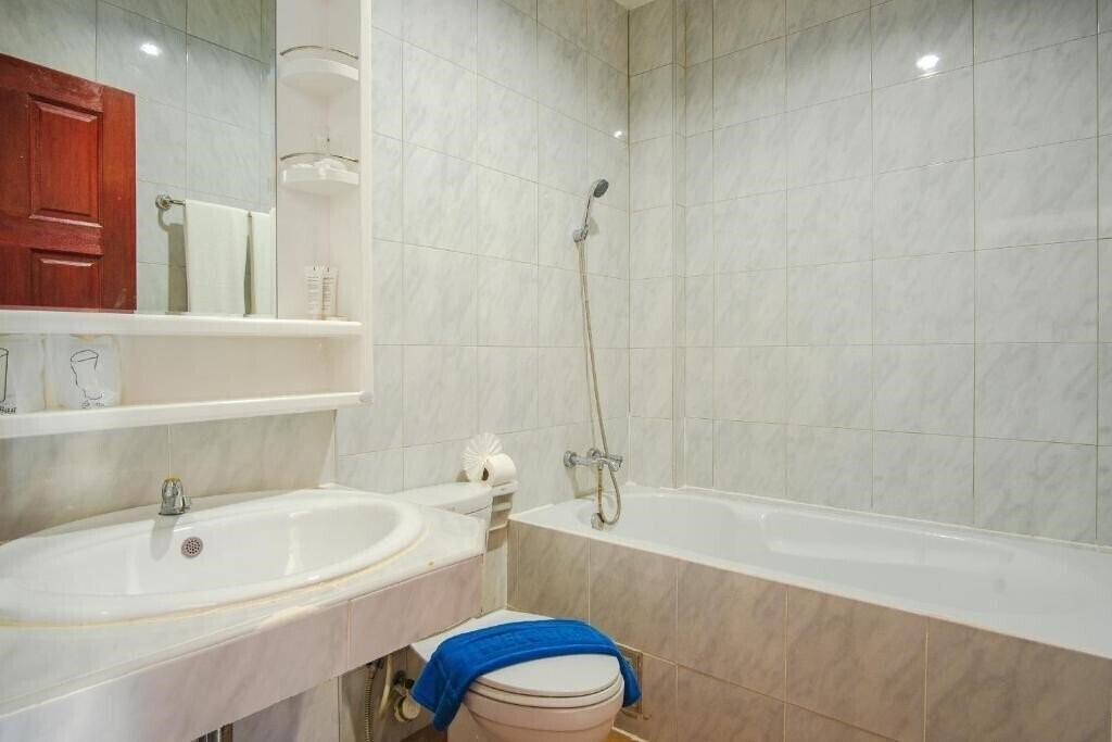 Фотография Art Mansion Patong Hotel 3*