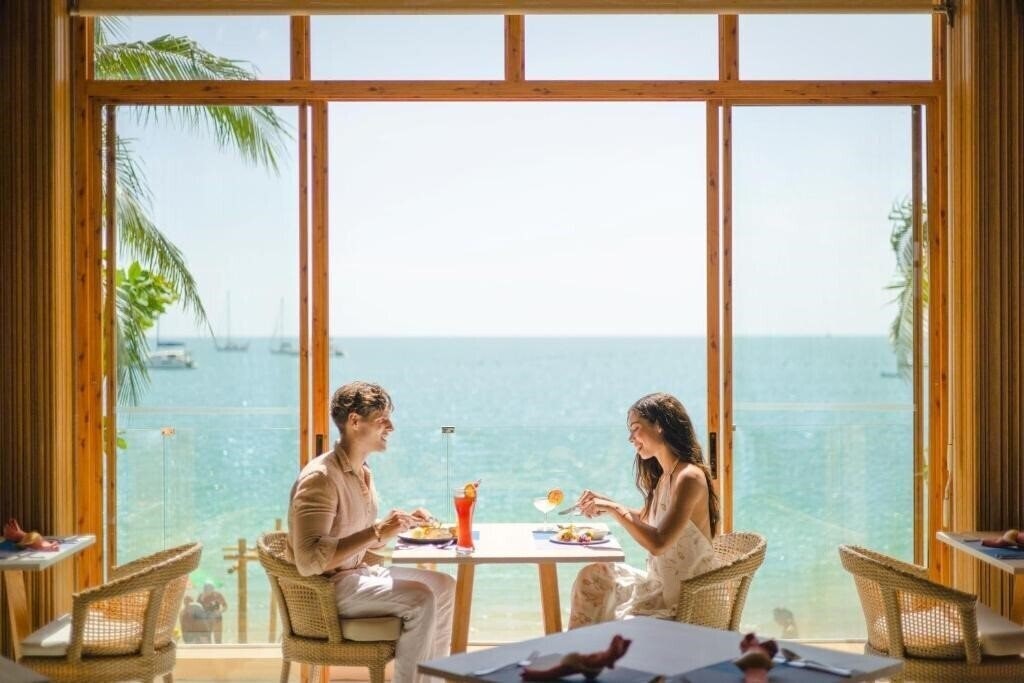 Картинка Bandara Villas Phuket 5*