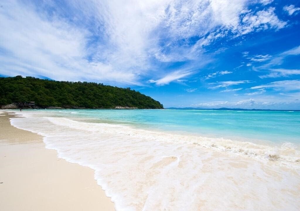 Картинка Rayaburi Resort Racha 4*