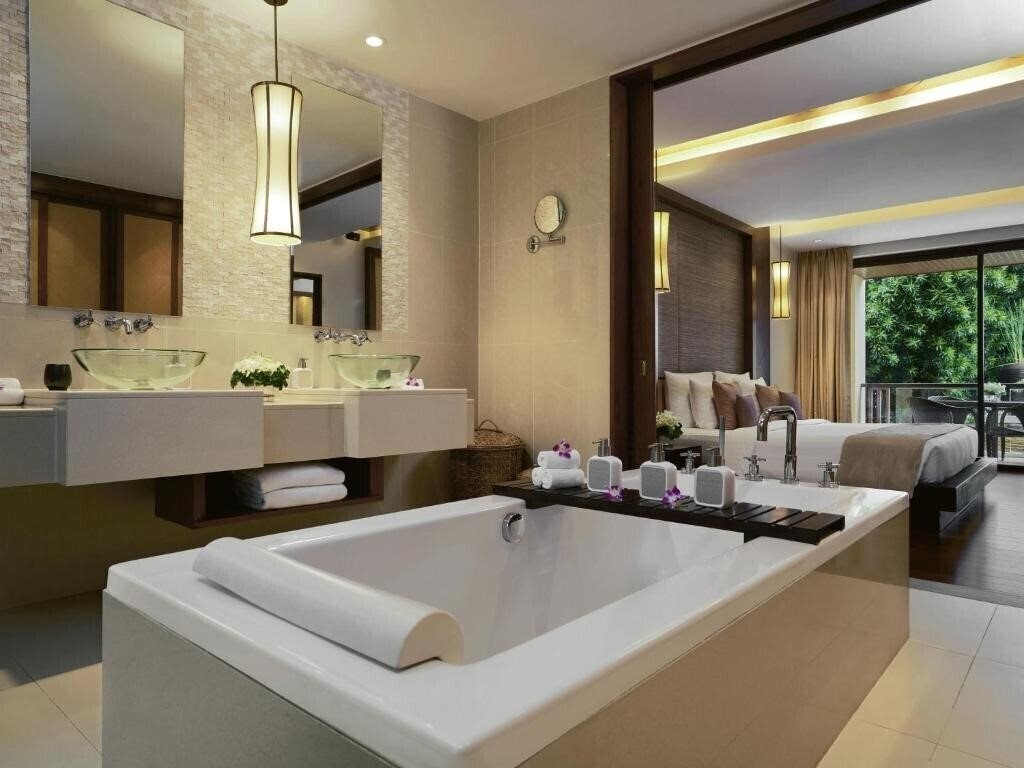 Фото The Palm Beach Club 5*
