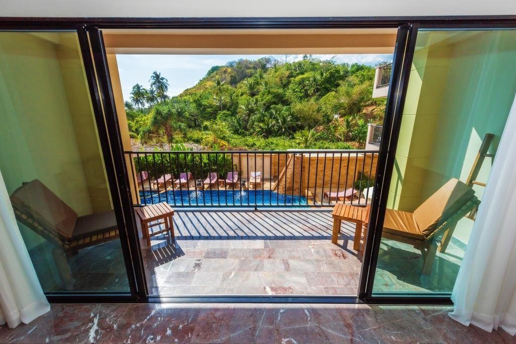 Картинка The Windmill Phuket Hotel 4*