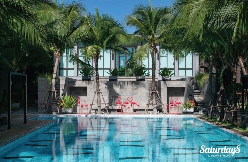 Отель Saturdays Residence 4*