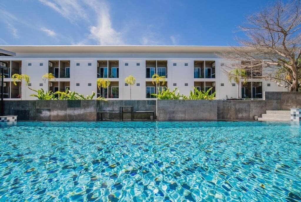 Фотография Live @ Loft Apartelle 3*