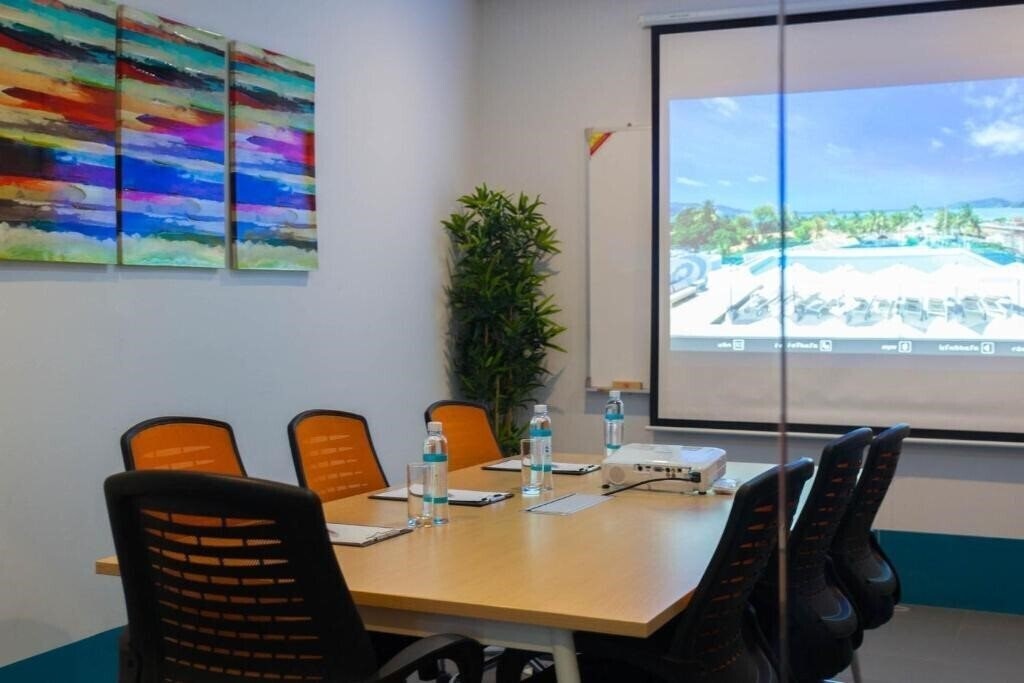 Картинка The Bloc Hotel 4*