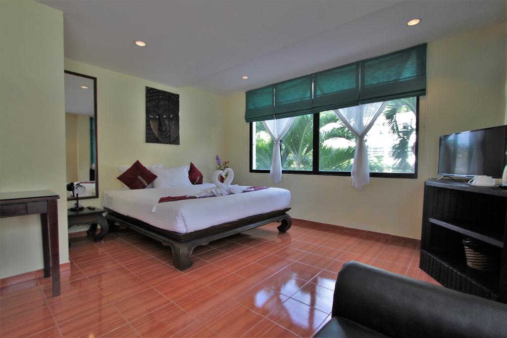 Изображение Baan Suay Karon Hotel 3*