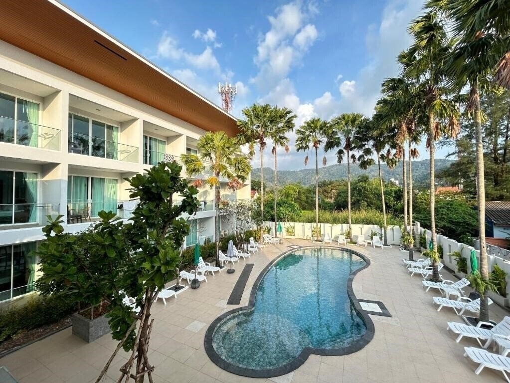 Отель Clear House Resort 3*
