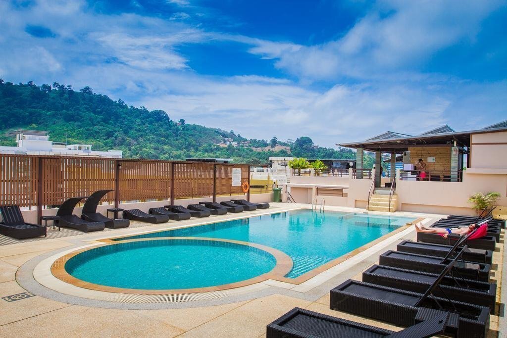 Отель Chana Phuket Hotel 3*