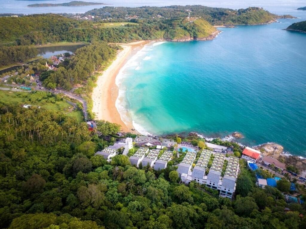 Отель At Nai Harn Boutique 3*