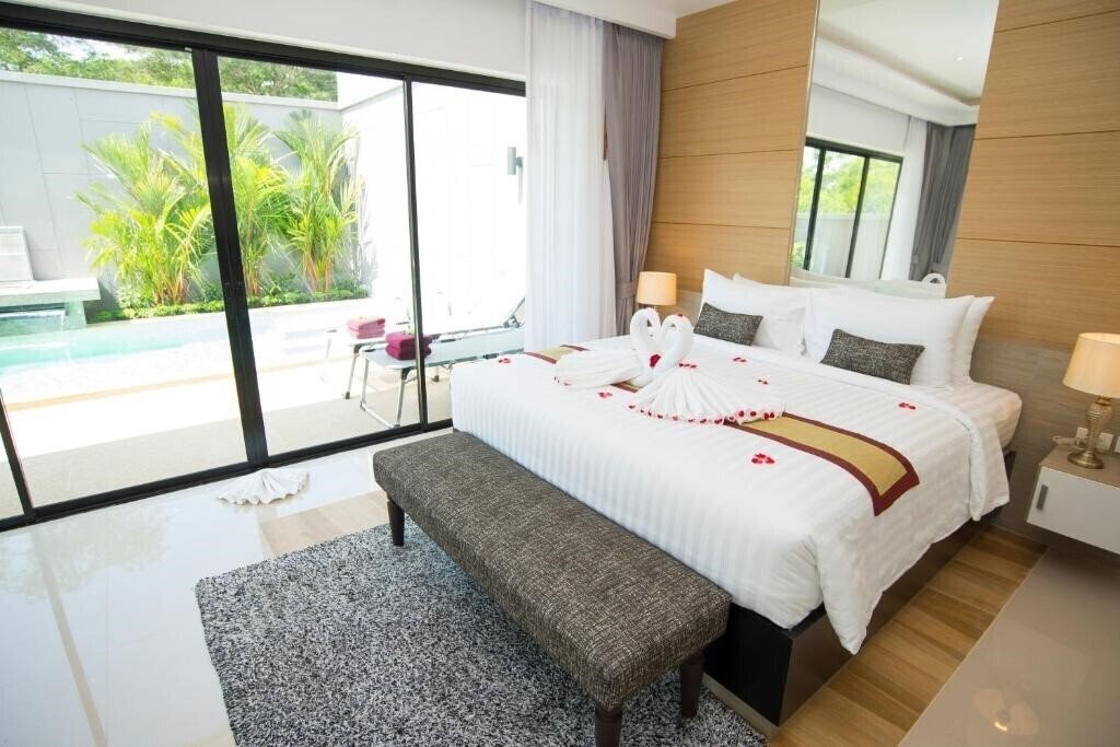 Изображение Pumeria Resort Phuket 3*