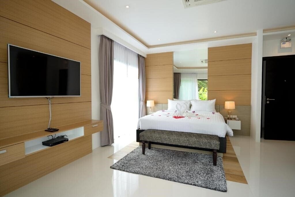 Картинка Pumeria Resort Phuket 3*
