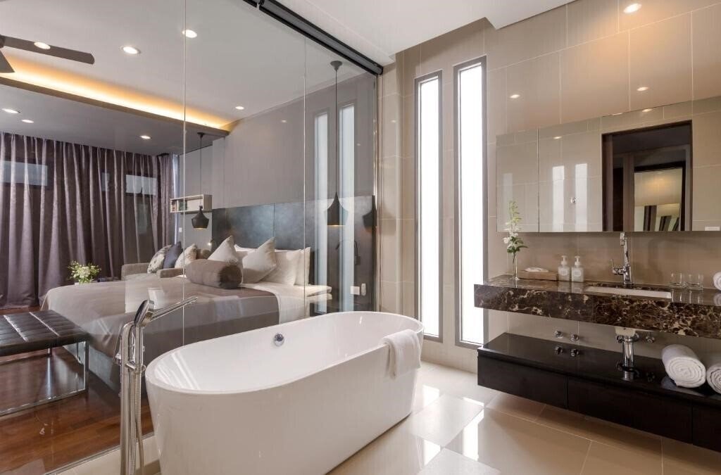 Фотография X10 Seaview Suites At Panwa Beach 4*