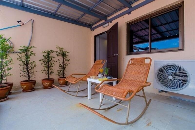 Фото Eing Lay Beach Guest House 2*