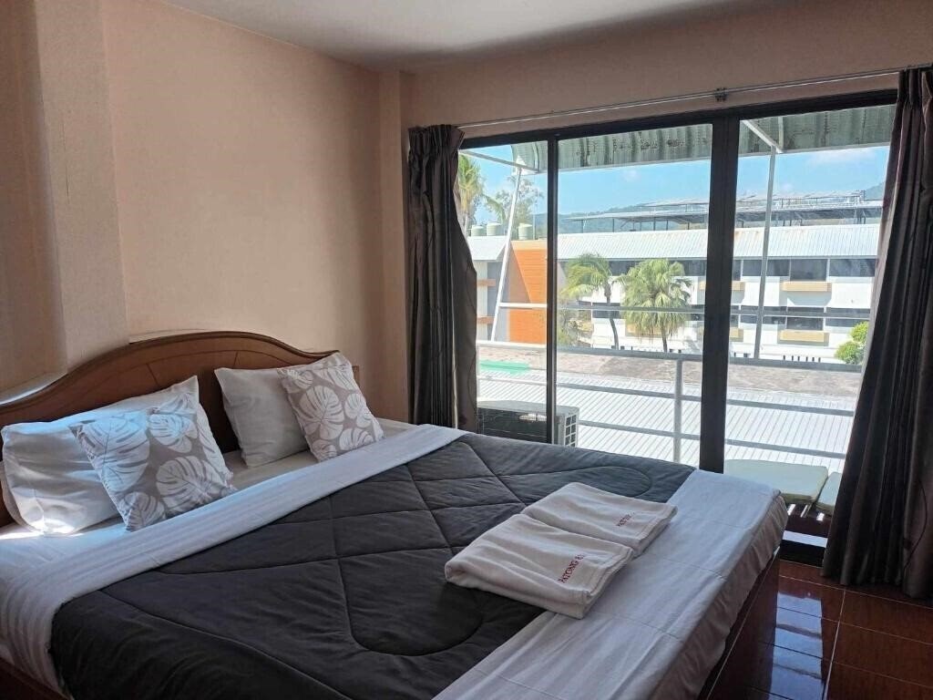 Отель Patong Rose Guest House 2*