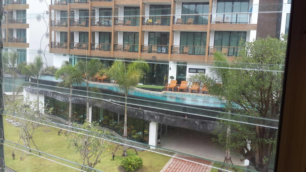 Отель Patong Deli Hotel 3*