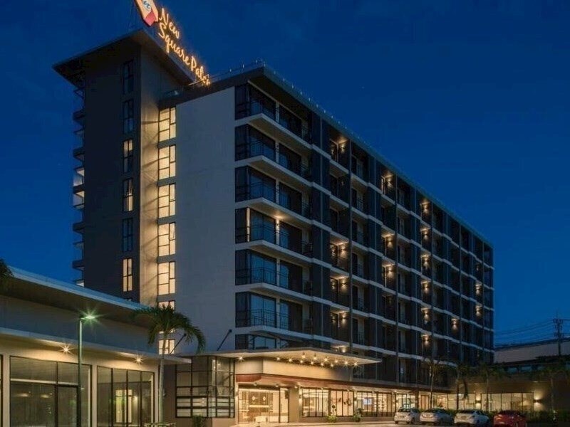 Отель New Square Patong 4*