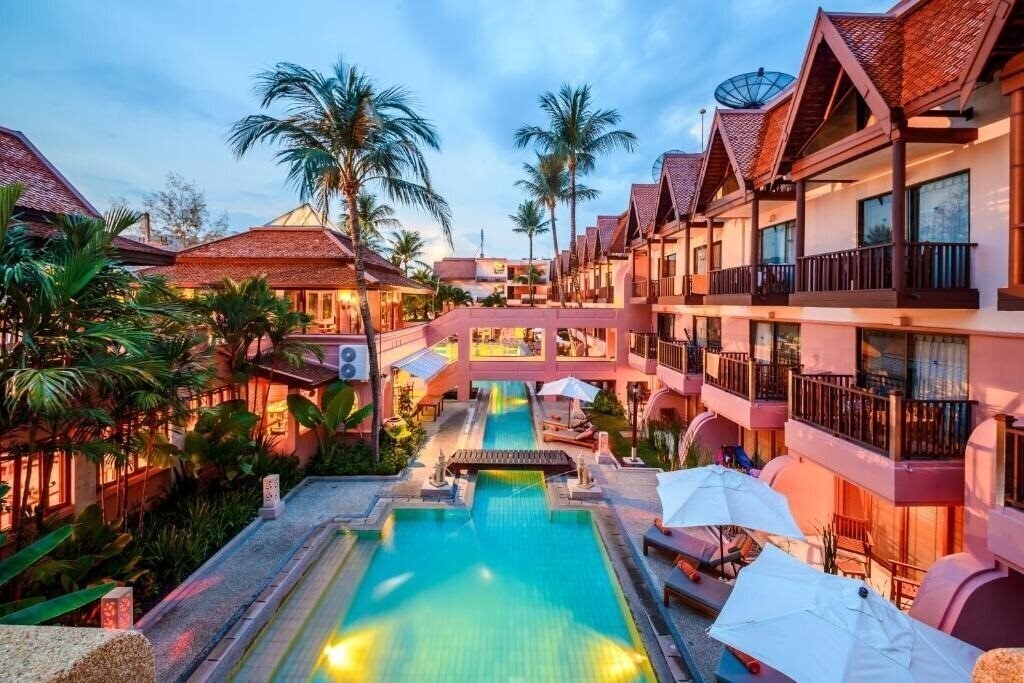 Фото Seaview Patong 4*