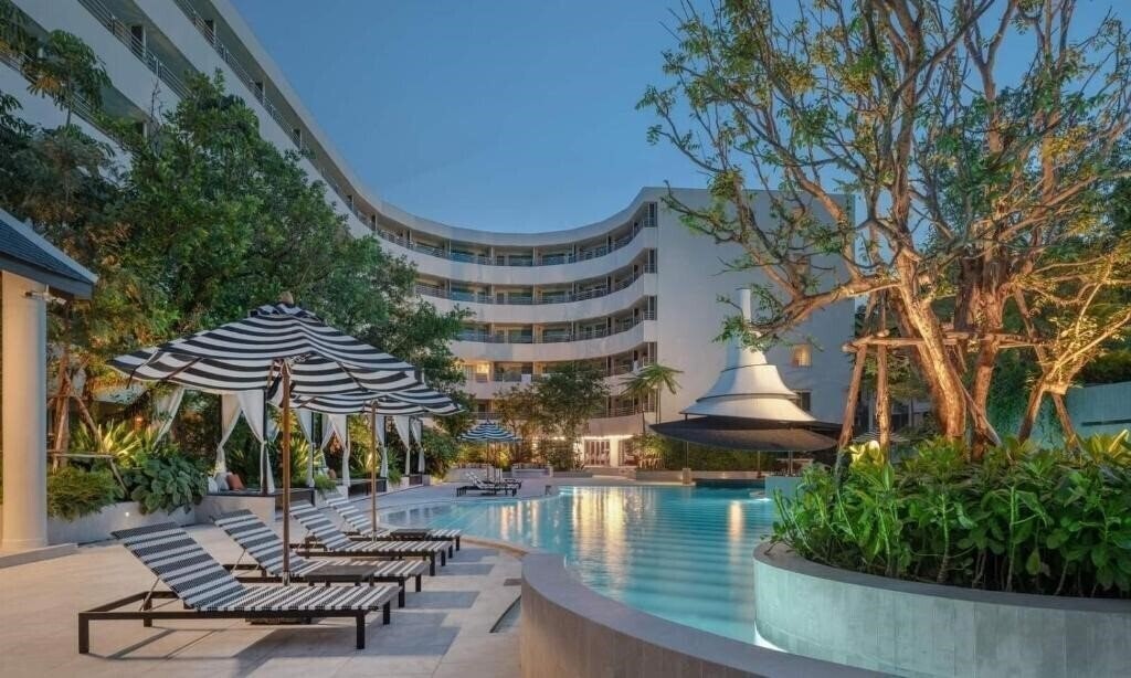 Фото The Royal Paradise 4*