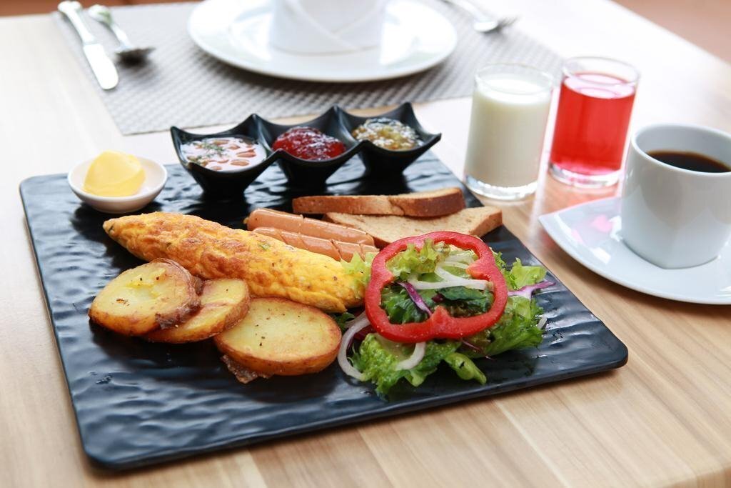 Фото Naiharn Garden Resort Villa & SPA 4*