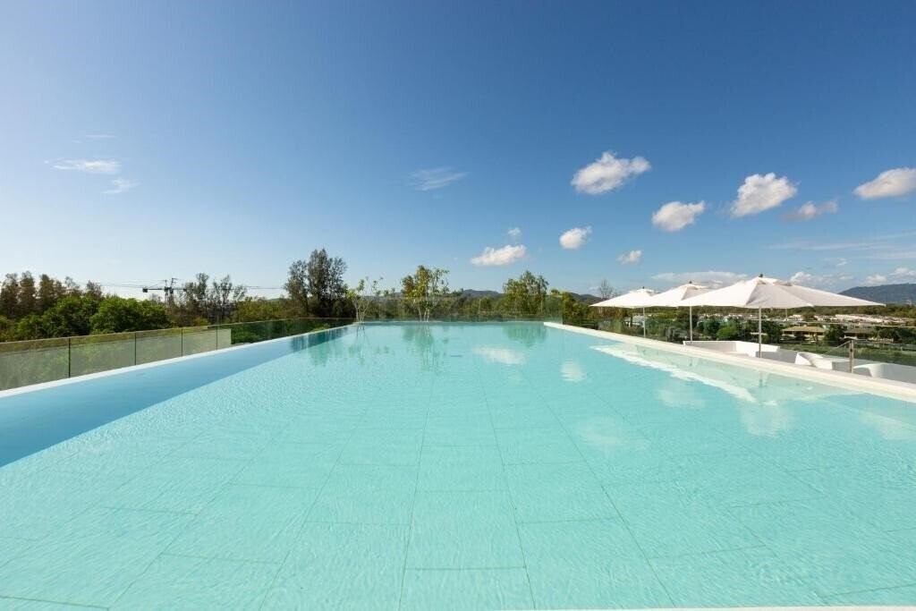 Отель Oceanstone 4*