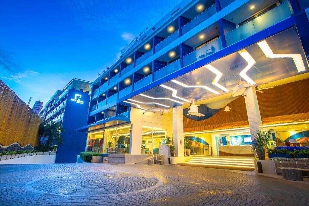 Фотография Hotel Clover Patong Phuket 4*