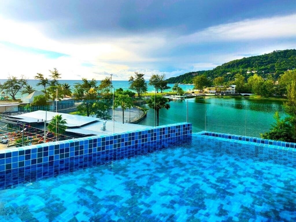 Фото Phoenix Hotel Karon Beach 4*